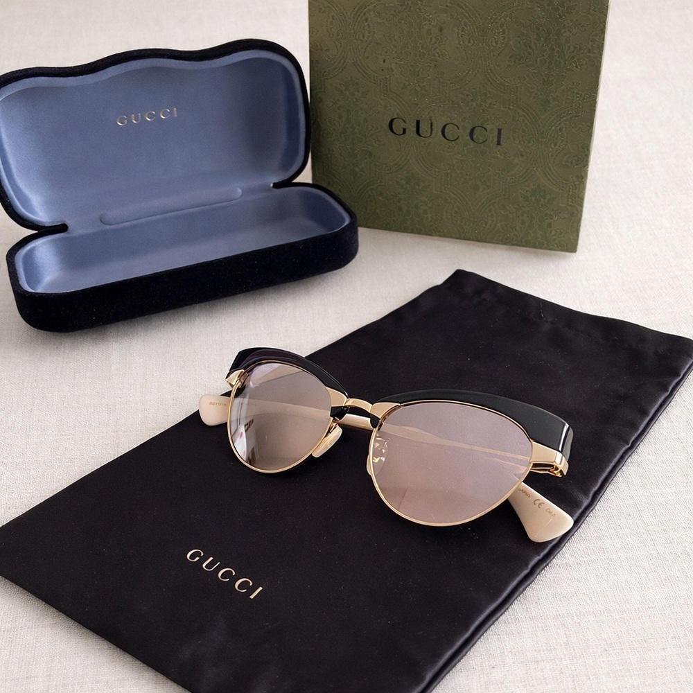 GUCCI GG1131S Interchangeable Cat-Eye Sunglass Gold Metal Frame 3 Clip-On Pieces